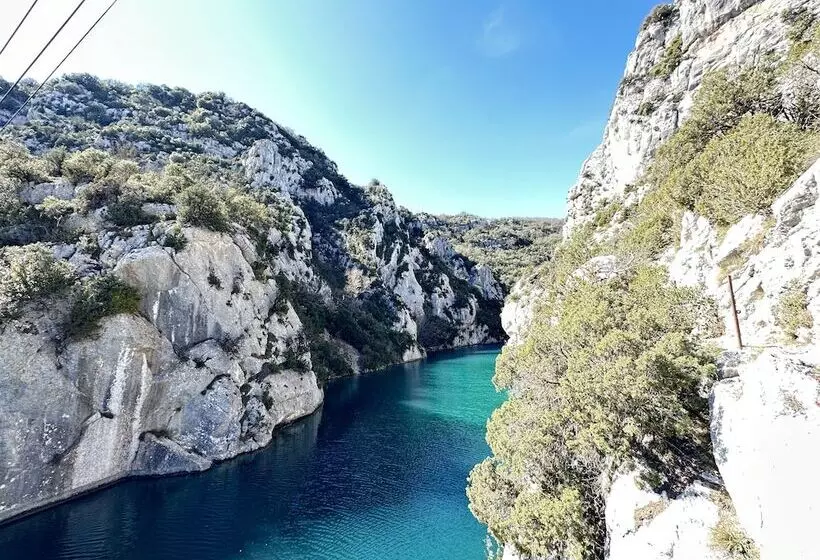 هتل Hôtel Le Colombier