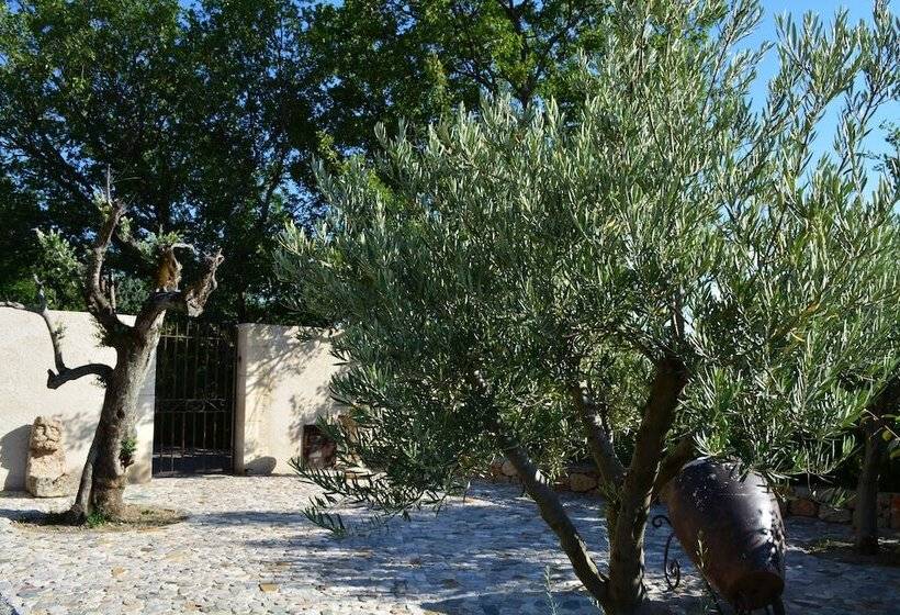 בית מלון כפרי Hôtel Le Colombier