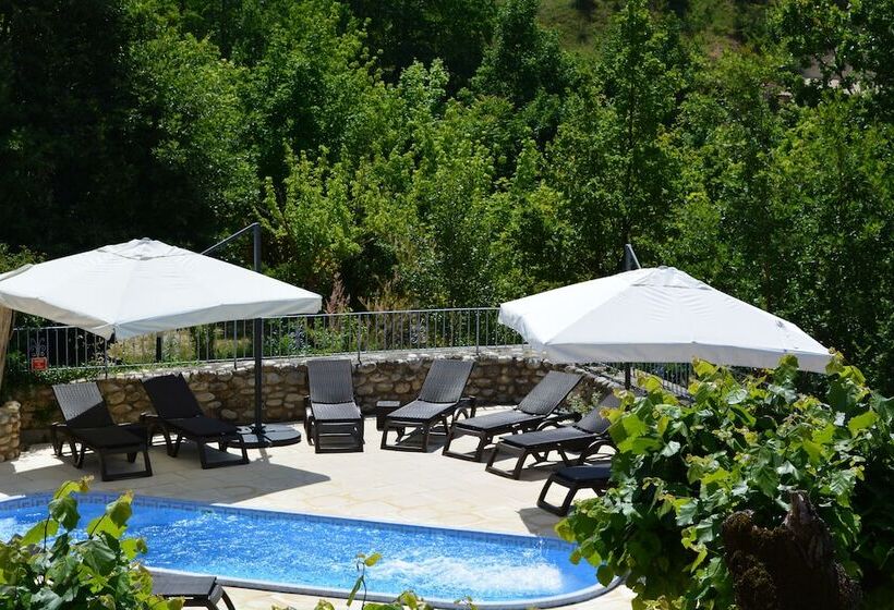 בית מלון כפרי Hôtel Le Colombier