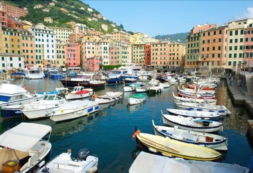 فندق La Camogliese