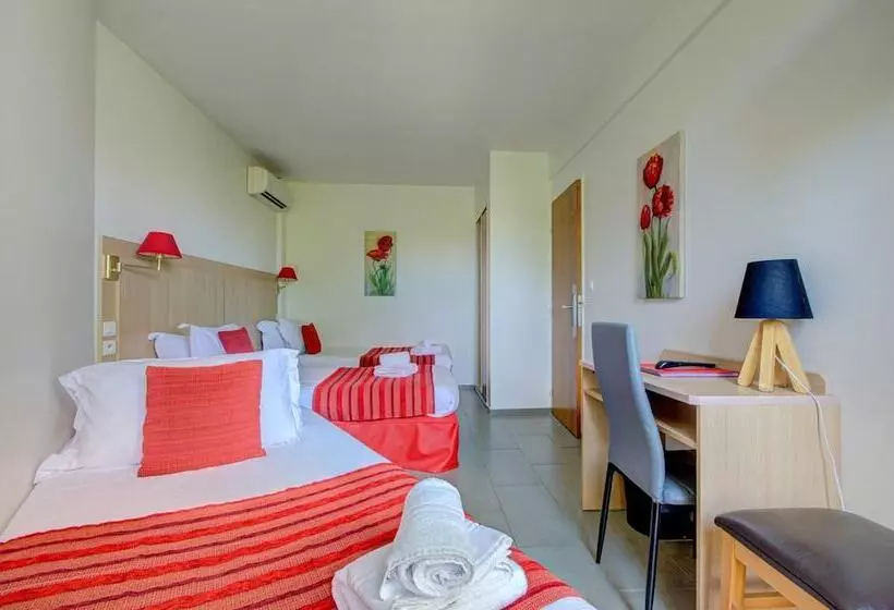 ホテル Les Nevons