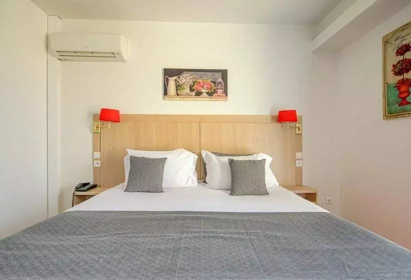 ホテル Les Nevons