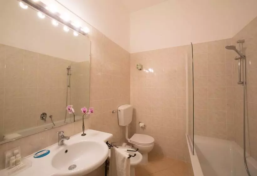 هتل Locanda Orchidea