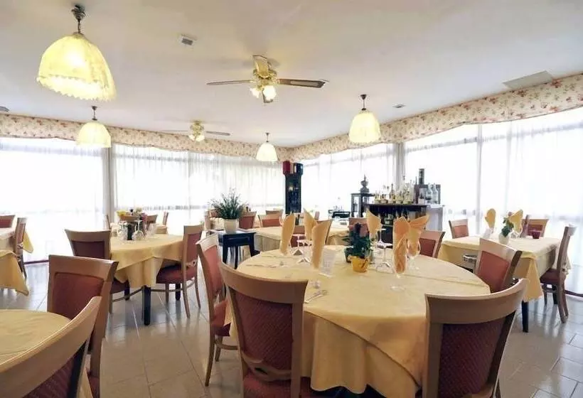 בית מלון כפרי Ristorante Ai Campi Di Marcello