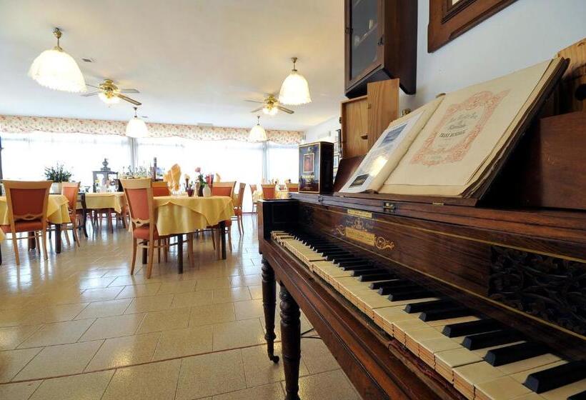 فندق Ristorante Ai Campi Di Marcello