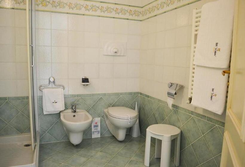 ホテル Ristorante La Lampara