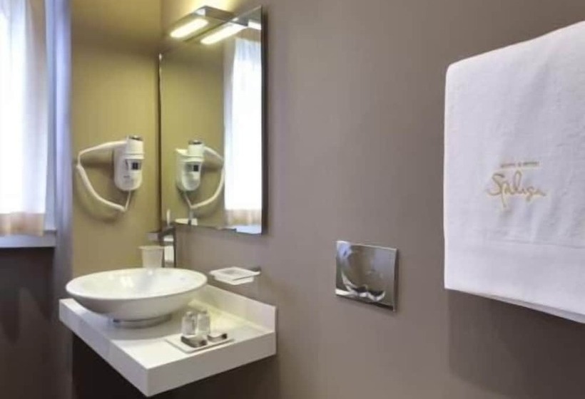 酒店 Spluga Sosta &