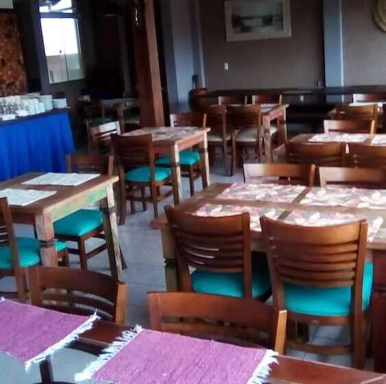 Отель Vila Alaide Praia