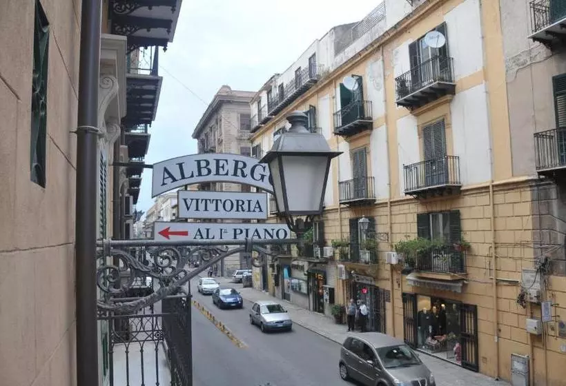 هتل Affittacamere Vittoria