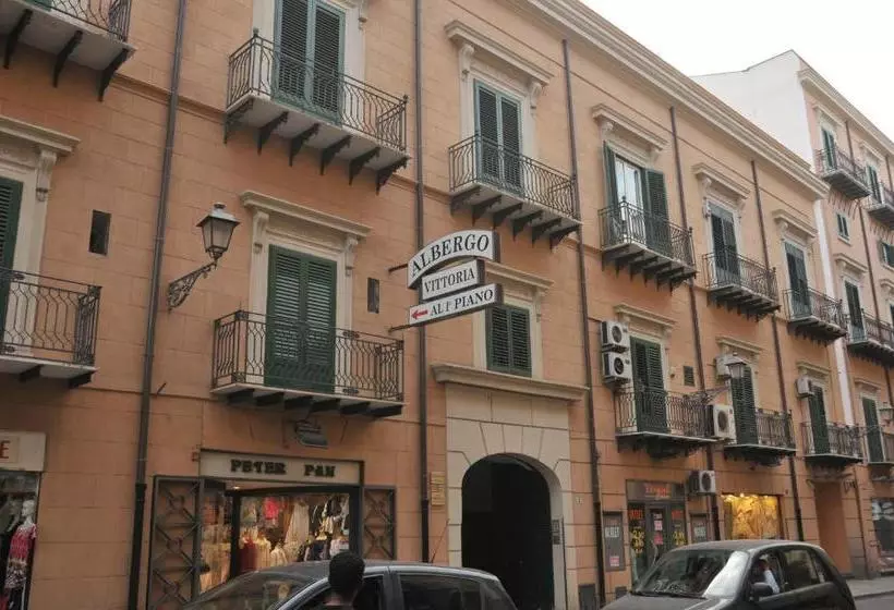 هتل Affittacamere Vittoria