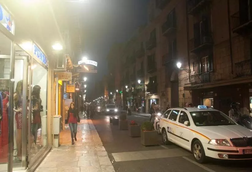 هتل Affittacamere Vittoria