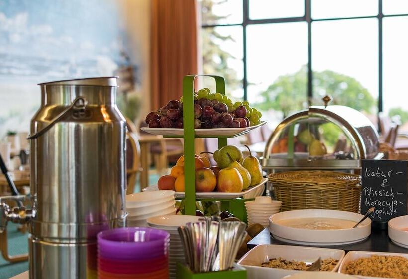 فندق Wald Und See