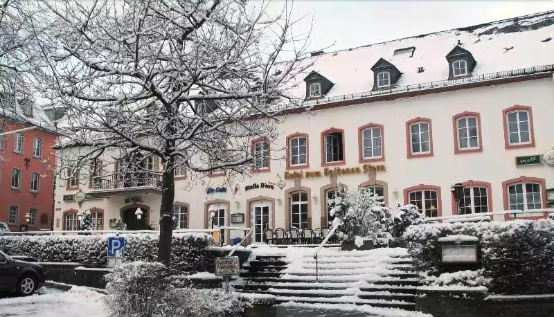 בית מלון כפרי Zum Goldenen Stern