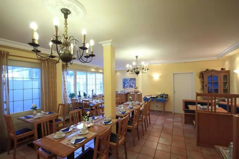 בית מלון כפרי Zum Goldenen Stern