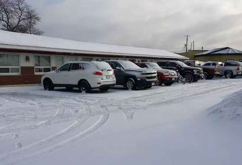 Motelli River Mist Inn