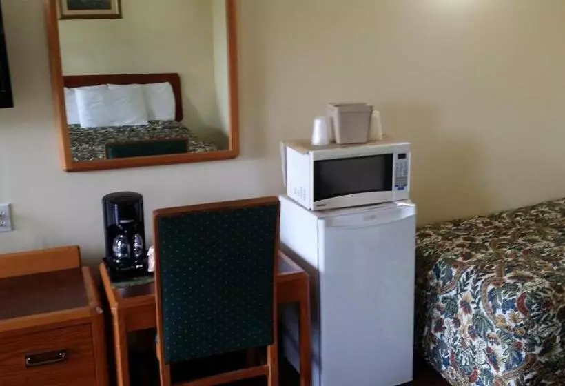 Motelli River Mist Inn