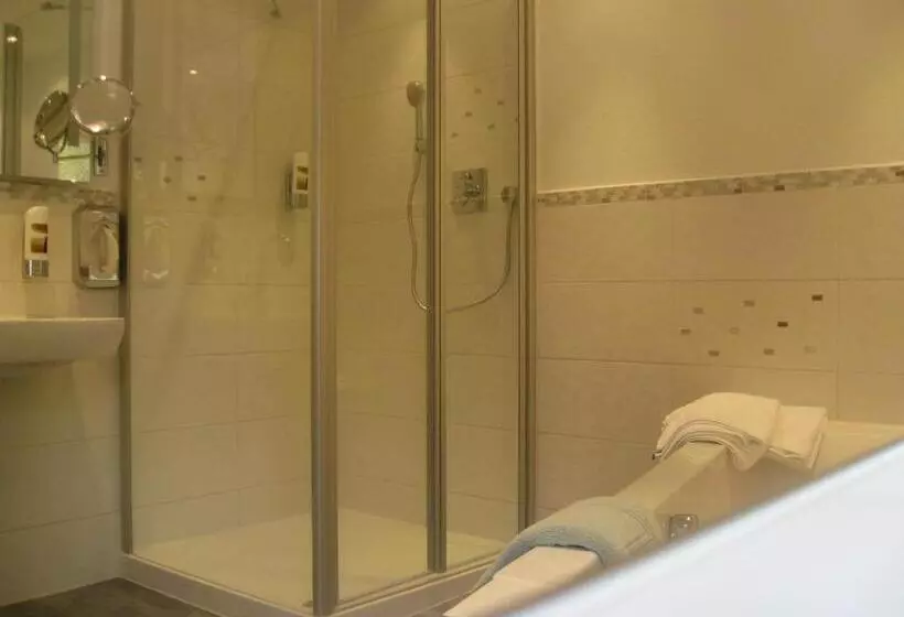 پانسیون Tourist Hotel Boehm