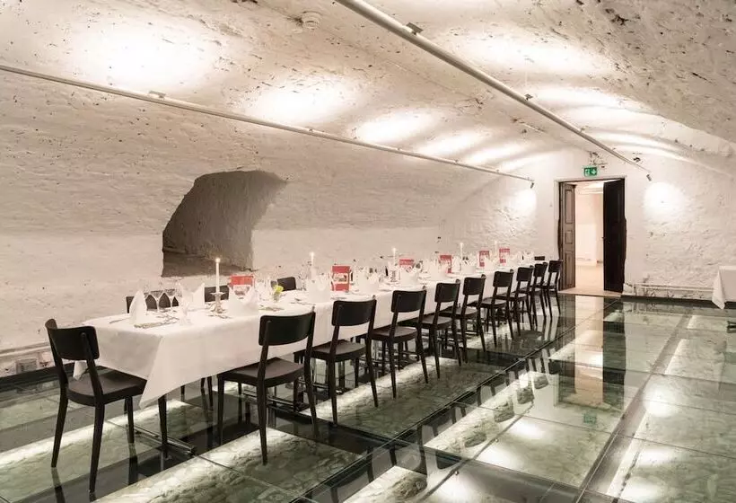 레지던스 Kloster Dornach / Basel