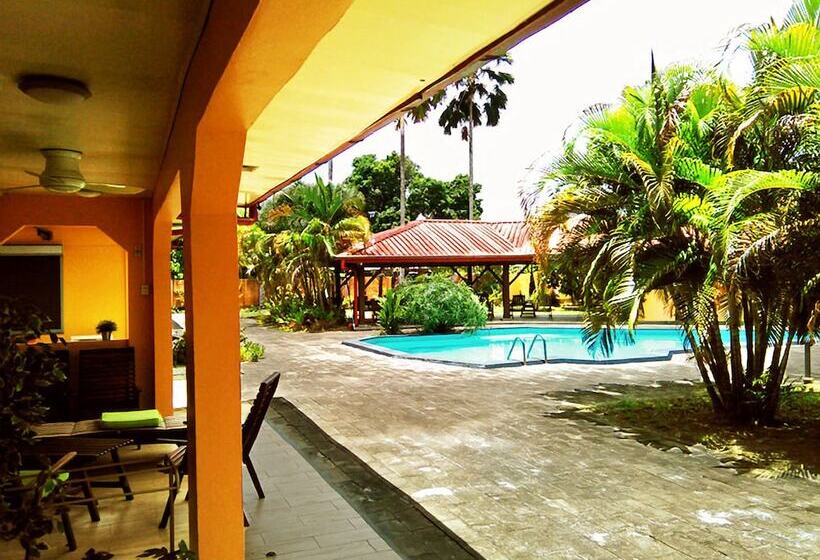 استراحتگاه Kekemba Apartments Paramaribo