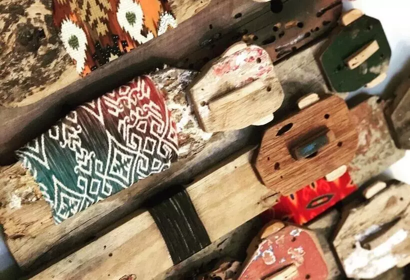 Aamiaismajoitus (B&B) The Hive At Poppi Red