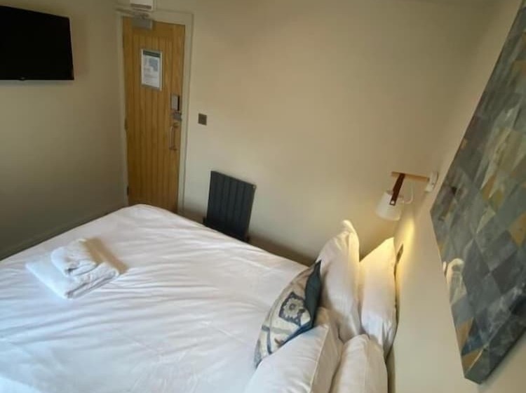 Bed and Breakfast The Hive At Poppi Red