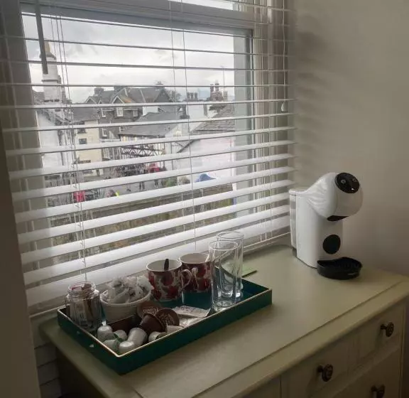 Aamiaismajoitus (B&B) The Hive At Poppi Red