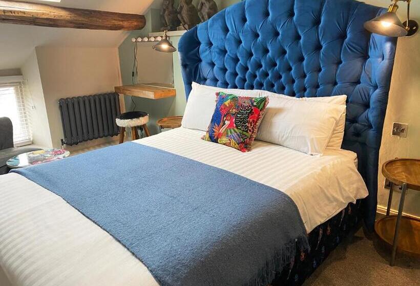 Bed and Breakfast The Hive At Poppi Red