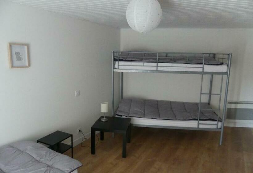 ペンション Grand Gite Du Puy Lambert