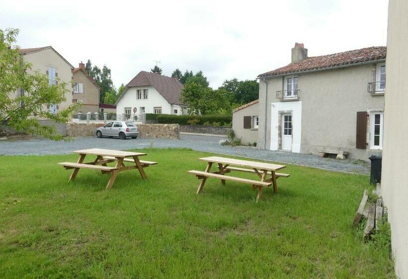 ペンション Grand Gite Du Puy Lambert