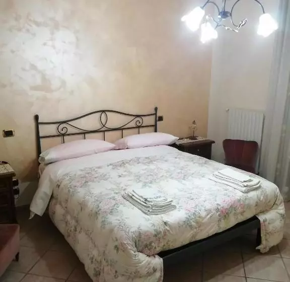 Aamiaismajoitus (B&B) Nilu  E Sagio