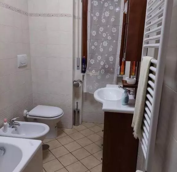 Aamiaismajoitus (B&B) Nilu  E Sagio