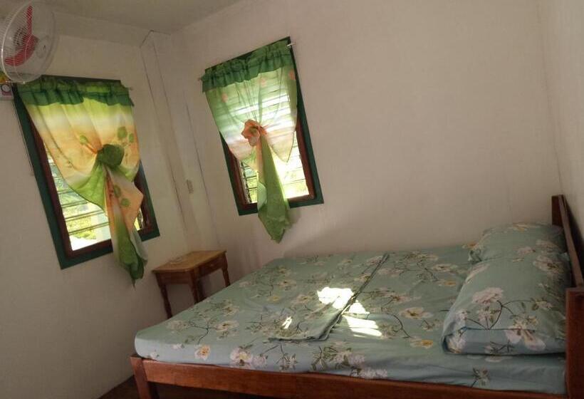 Общежитие Jeno Tourist Inn