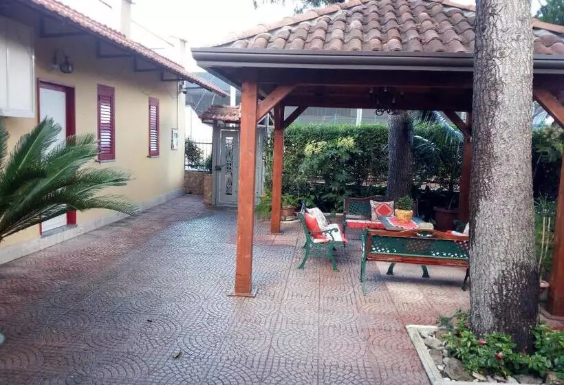 ベッドアンドブレックファースト Green Garden