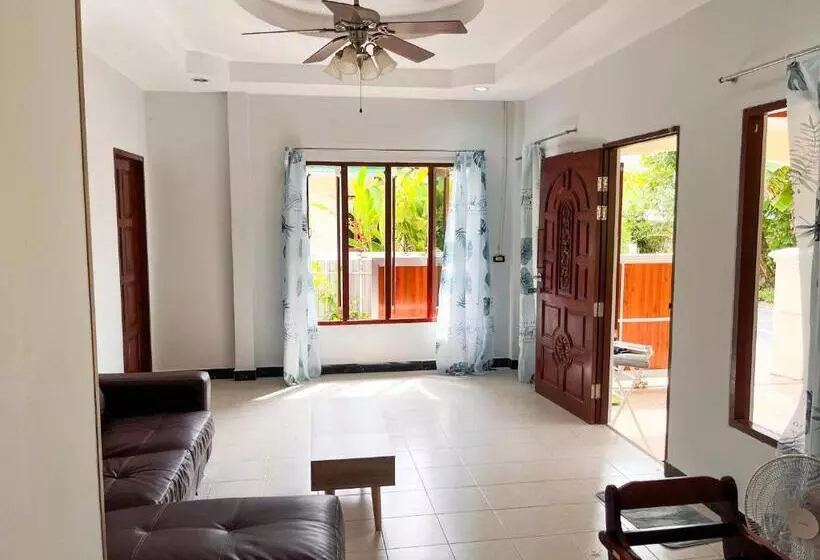 Majatalo 2br Maryam Villa Near Tesco & Beach