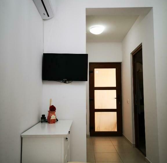 פנסיון Brize Guest House