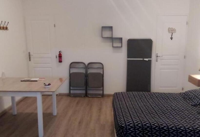 بنسيون Le Relais De Poste