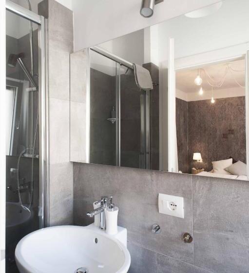 پانسیون Sleep In Udine