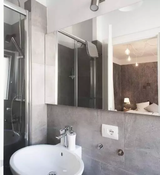 پانسیون Sleep In Udine