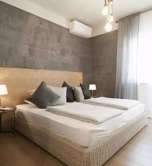 پانسیون Sleep In Udine