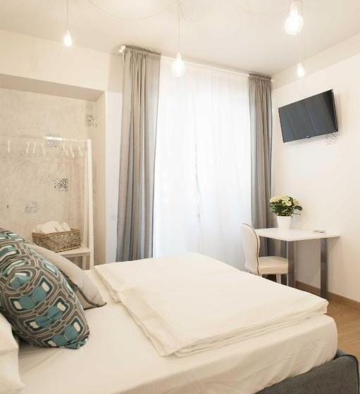 پانسیون Sleep In Udine