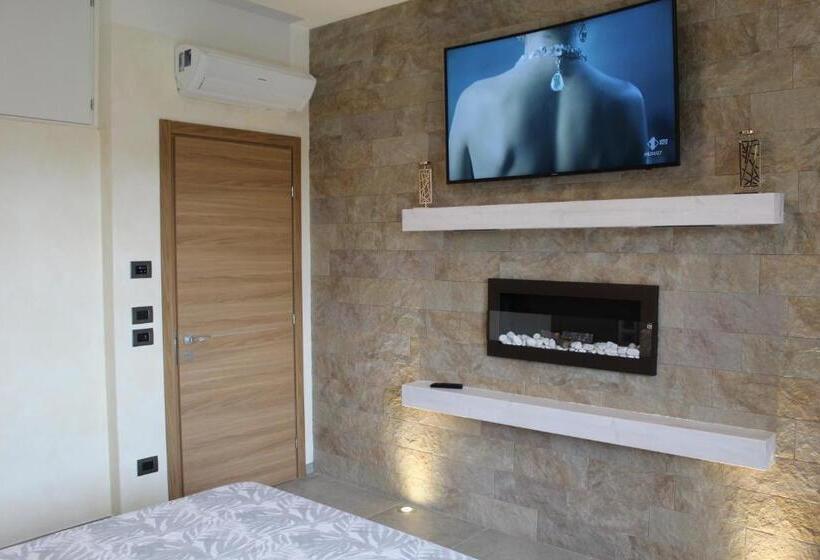 פנסיון Villa Martina Luxury Rooms