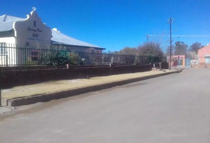 Aamiaismajoitus (B&B) Breaking Dawn