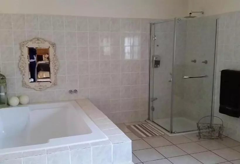 Aamiaismajoitus (B&B) Breaking Dawn