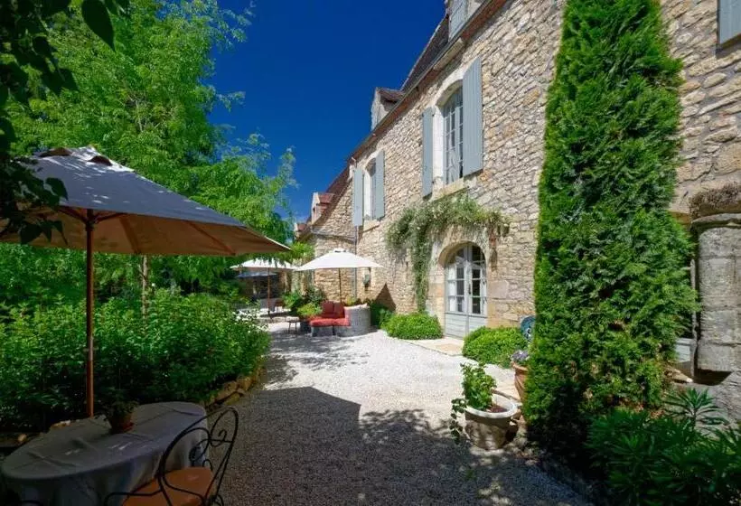 Aamiaismajoitus (B&B) La Tour De Cause