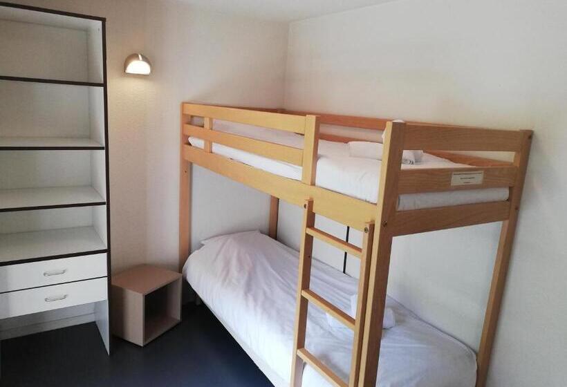 هتل Village Vacances De Val D Isère