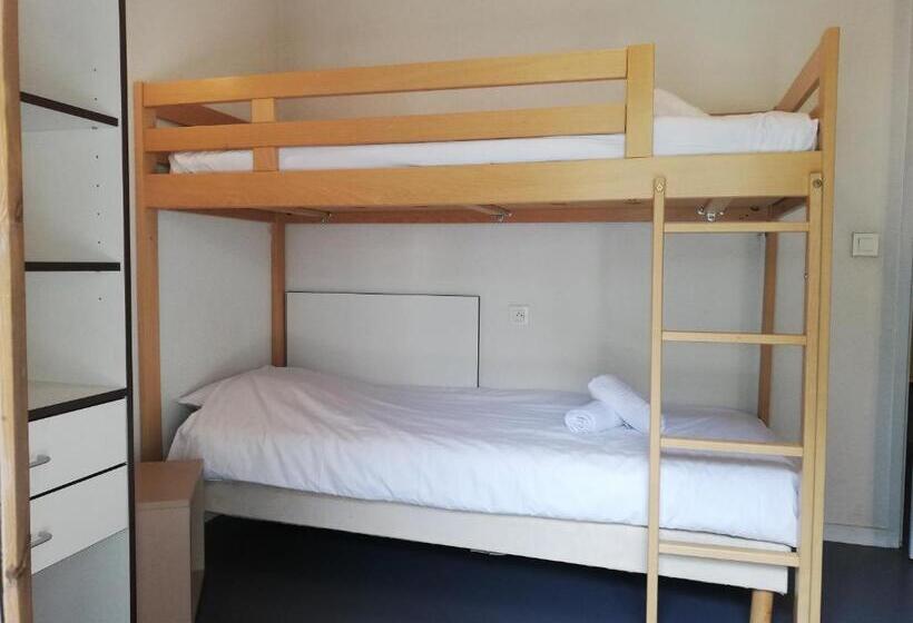 هتل Village Vacances De Val D Isère