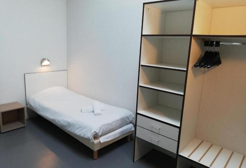 هتل Village Vacances De Val D Isère