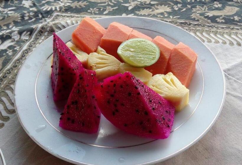 ペンション Embang Homestay