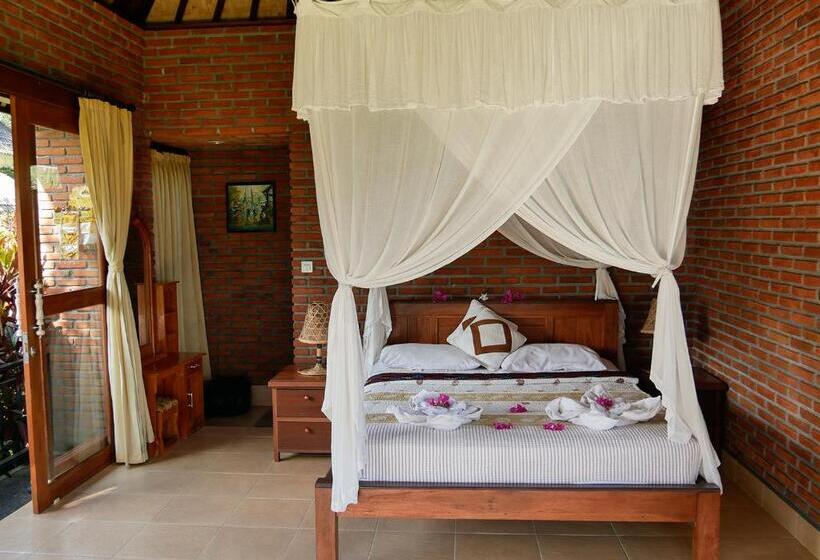 ペンション Embang Homestay