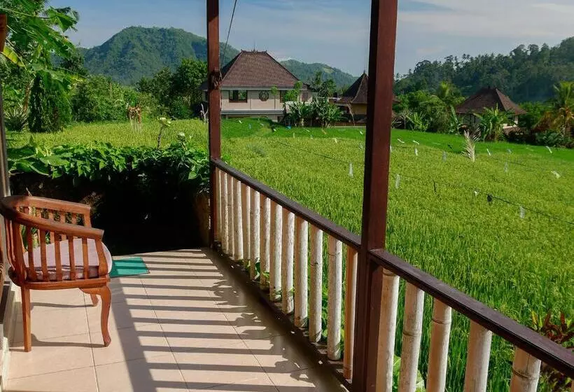ペンション Embang Homestay